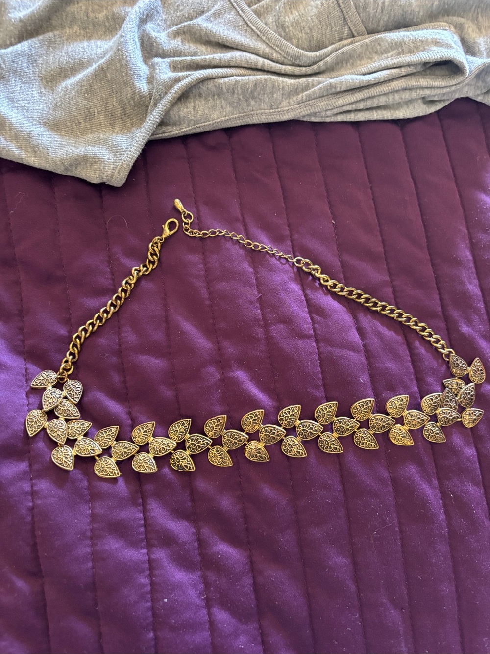 Gold Leaf Link Choker Necklace - Women's Jewelry